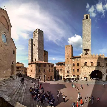 Le Sodole - Petunia By Interhome * San Gimignano